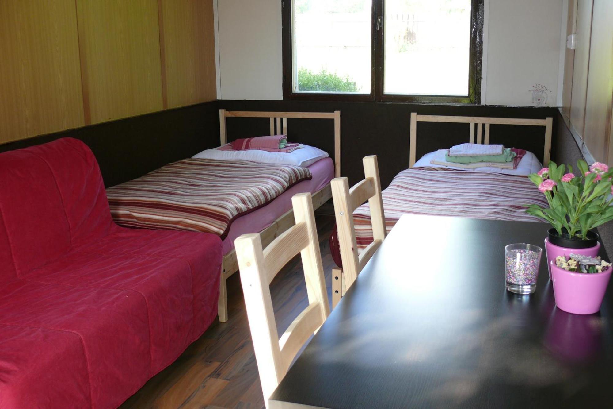Camp Alpa Hotell Ostrovačice Exteriör bild