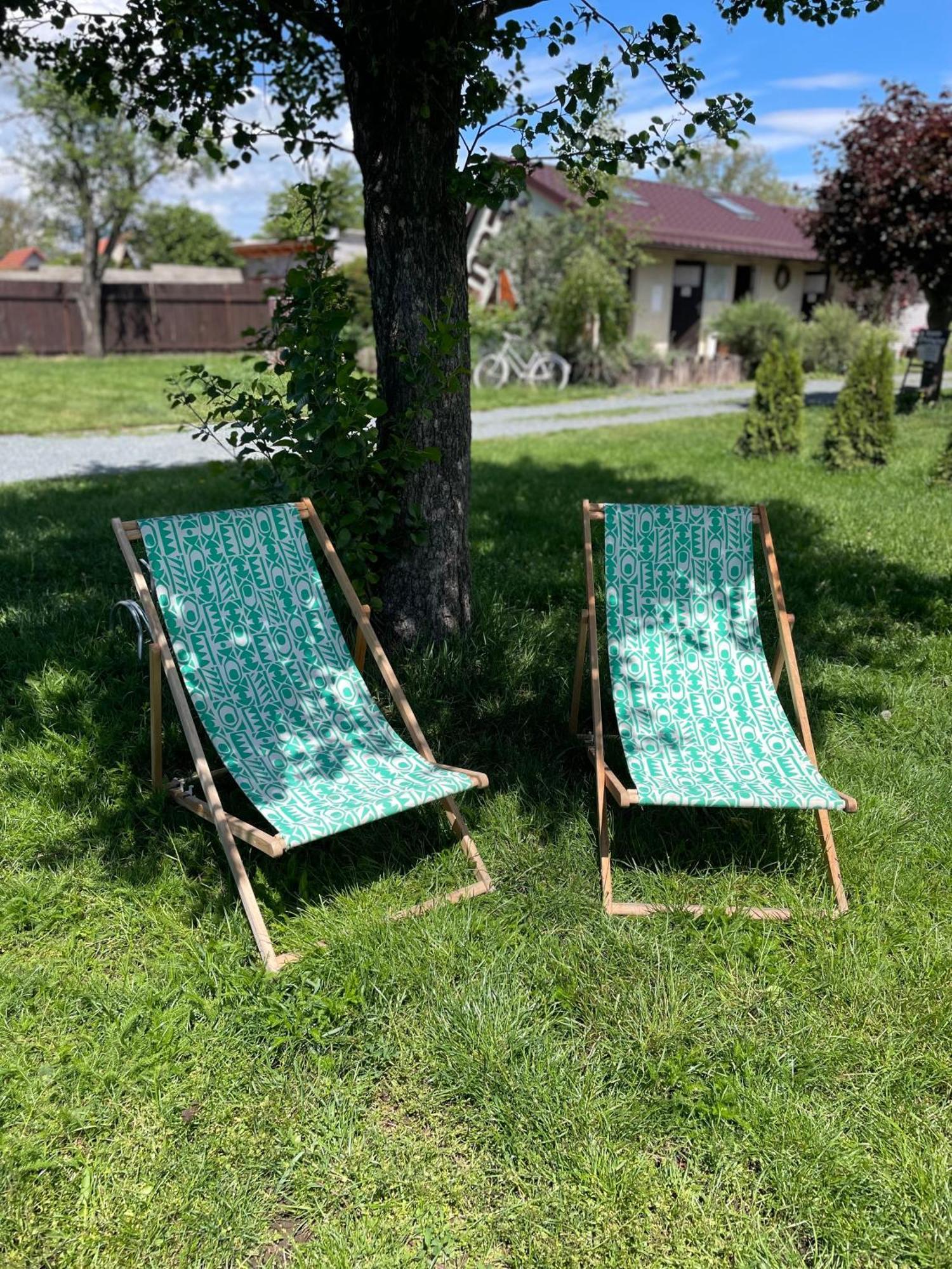 Camp Alpa Hotell Ostrovačice Exteriör bild
